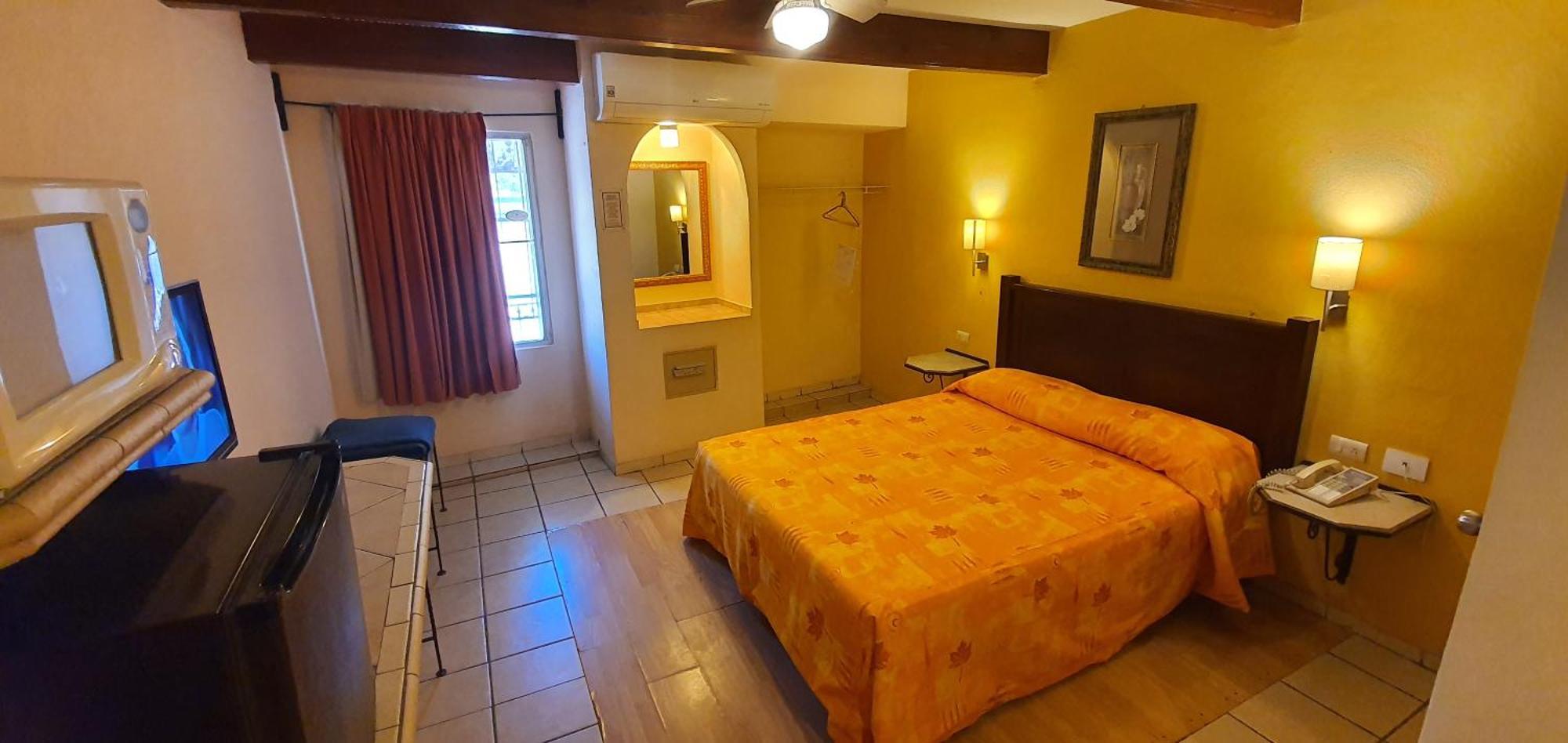 Hotel Suites Kino Hermosillo Exterior foto